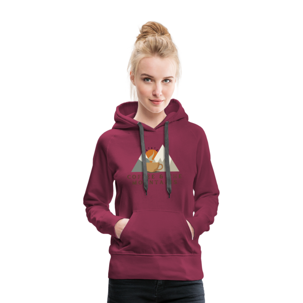 Coffee & the mountains - Women’s Fitted Hoodie - burgundy